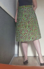 Load image into Gallery viewer, Waxprint cotton midi skirt.