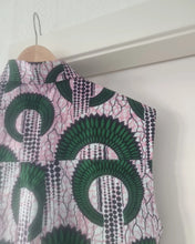 Load image into Gallery viewer, Waxprint cotton shirt. Handmade coconut buttons. Unisex fit.