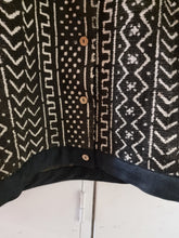 Load image into Gallery viewer, Organic cotton jacket. Natural colours. Bogolan.