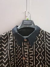 Load image into Gallery viewer, Organic cotton jacket. Natural colours. Bogolan.