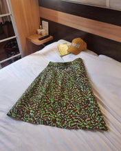 Load image into Gallery viewer, Waxprint cotton midi skirt.