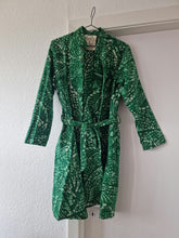 Load image into Gallery viewer, Organic cotton shirtdress. Handmade coconut buttons.