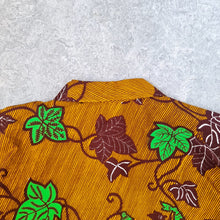 Load image into Gallery viewer, Waxprint jacket with linen.