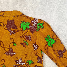 Load image into Gallery viewer, Waxprint jacket with linen.