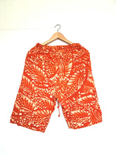Load image into Gallery viewer, Organic cotton shorts.
