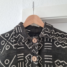 Load image into Gallery viewer, Organic cotton jacket. Natural colours. Handmade.
